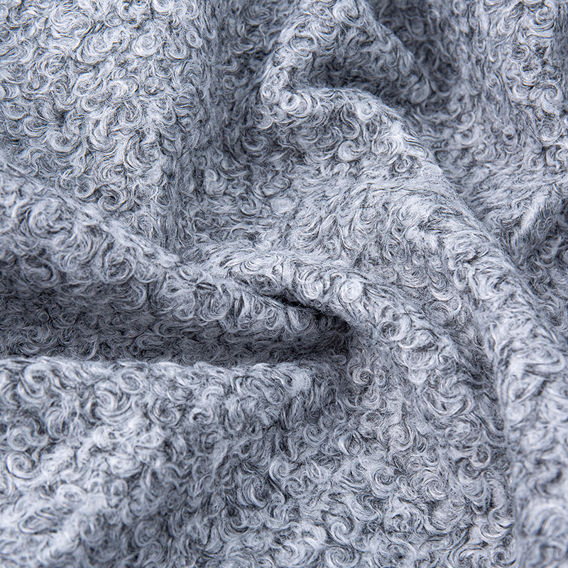 Séria HOY farebnej dutej zvlnenej priadze